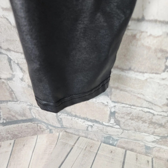 7 For All Mankind Vegan Leather Leggings Stretch Black Size  Large - Picture 12 of 16